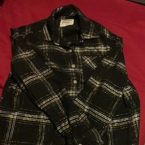 Girl blk/silver/gold button up.  Clean,pet/smoke free home.
